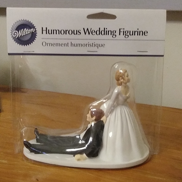 Wilton Humorous Wedding Figurine - Picture 2 of 6
